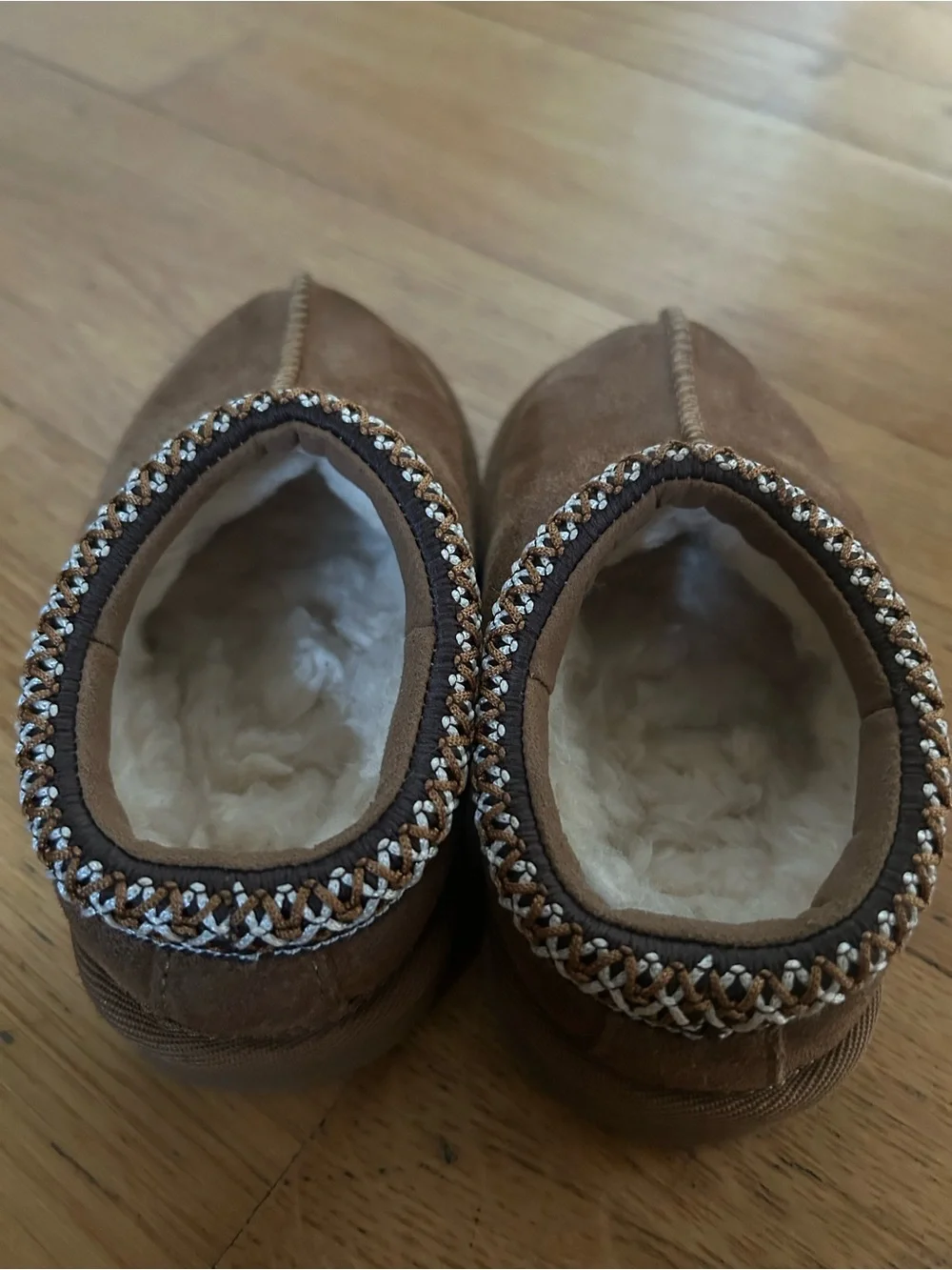 UGG Kids Tazz Slip-On Slippers in Chestnut Brown Toddler Size 7